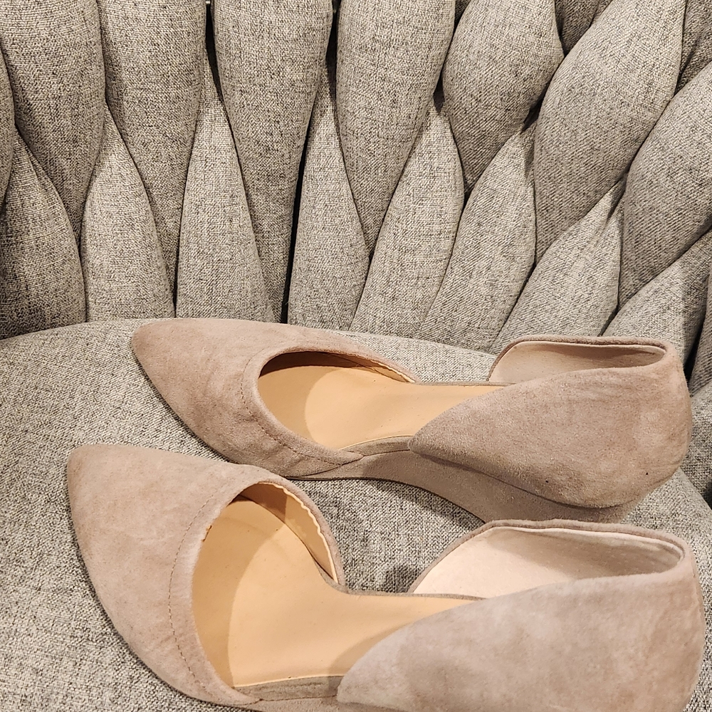 Franco Sarto Women's Tan Suede Slingback Wedges - Picture 2 of 4